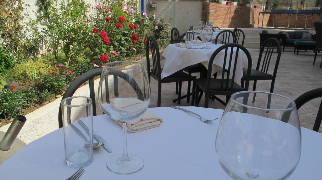 Hotel Nika Vlorë Exterior foto